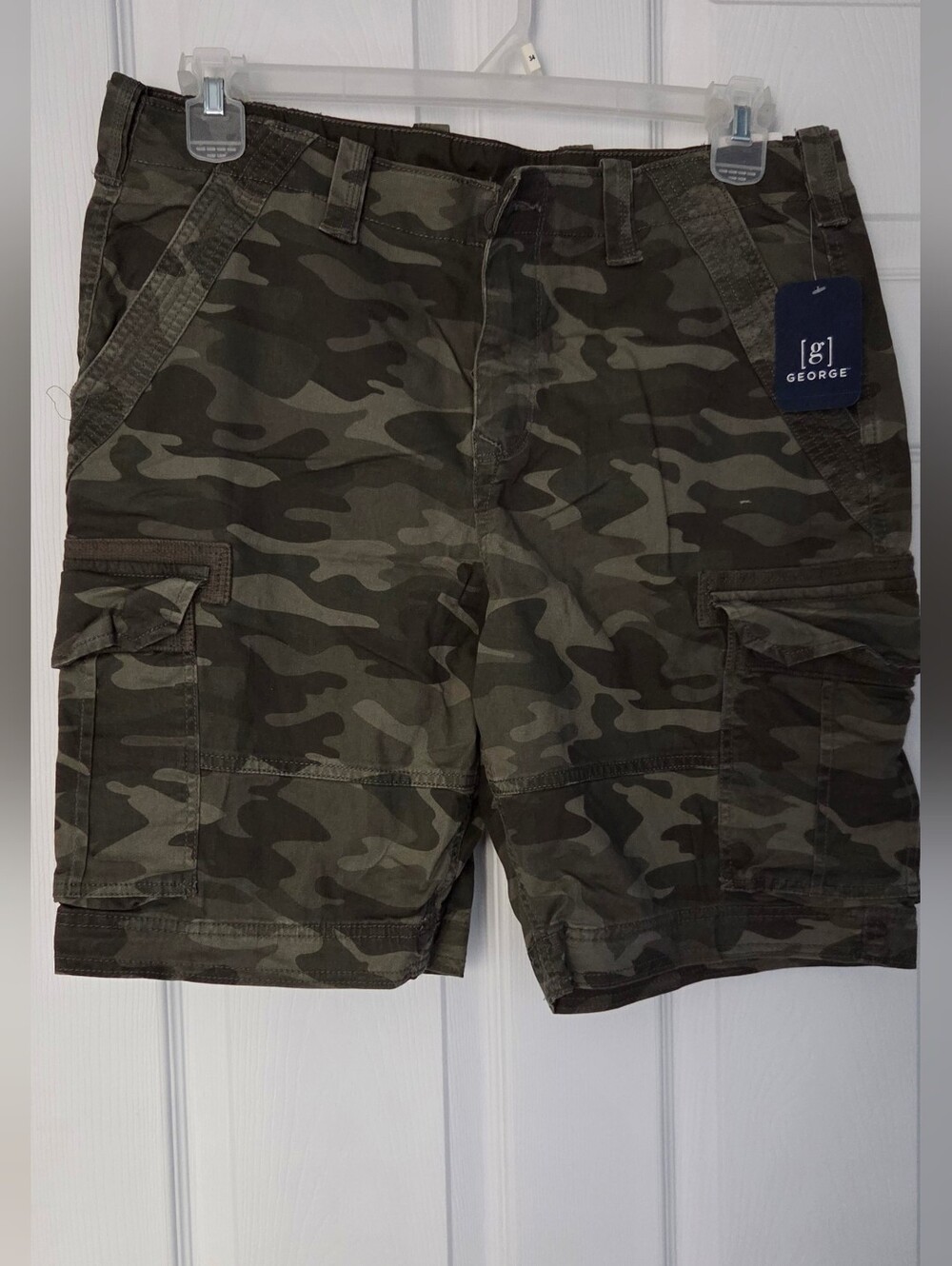 George Men's Camo Cargo Shorts - Olive Green